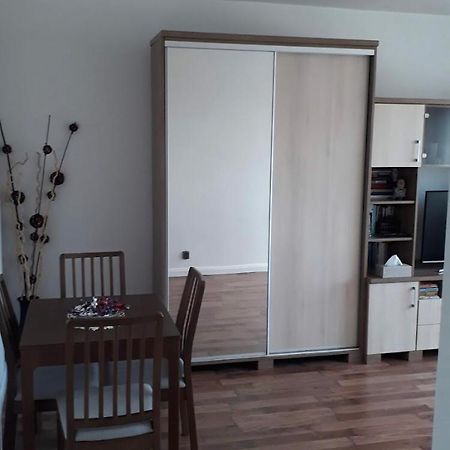 Pillango Parki Kis Lakas 15 Percre A Belvarostol Budapest Exteriör bild